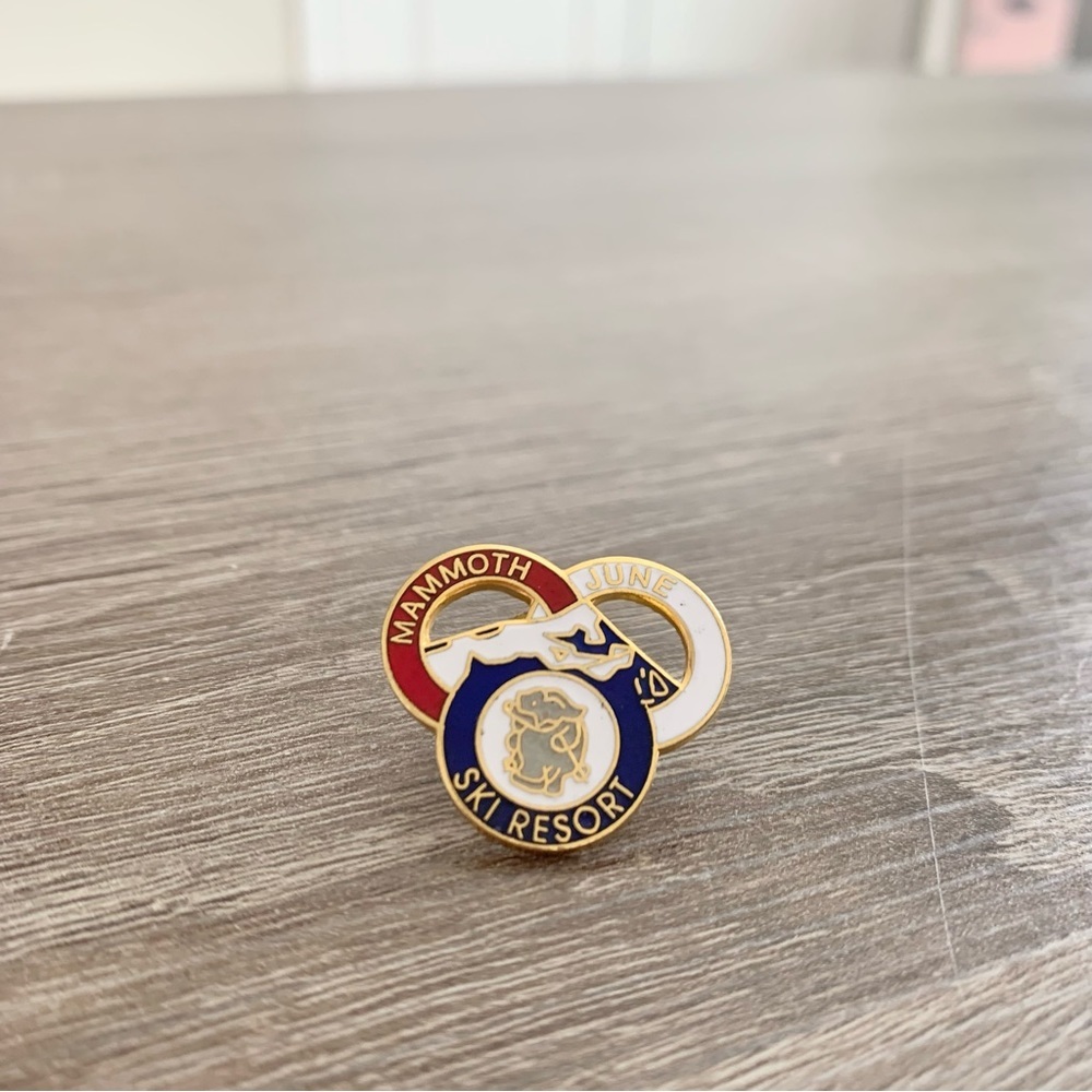 Mammoth Mountain Ski Resort California Enamel Pin